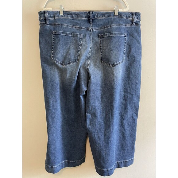 Lane Bryant Blue Ankle & Cropped Jeans - Picture 2 of 7